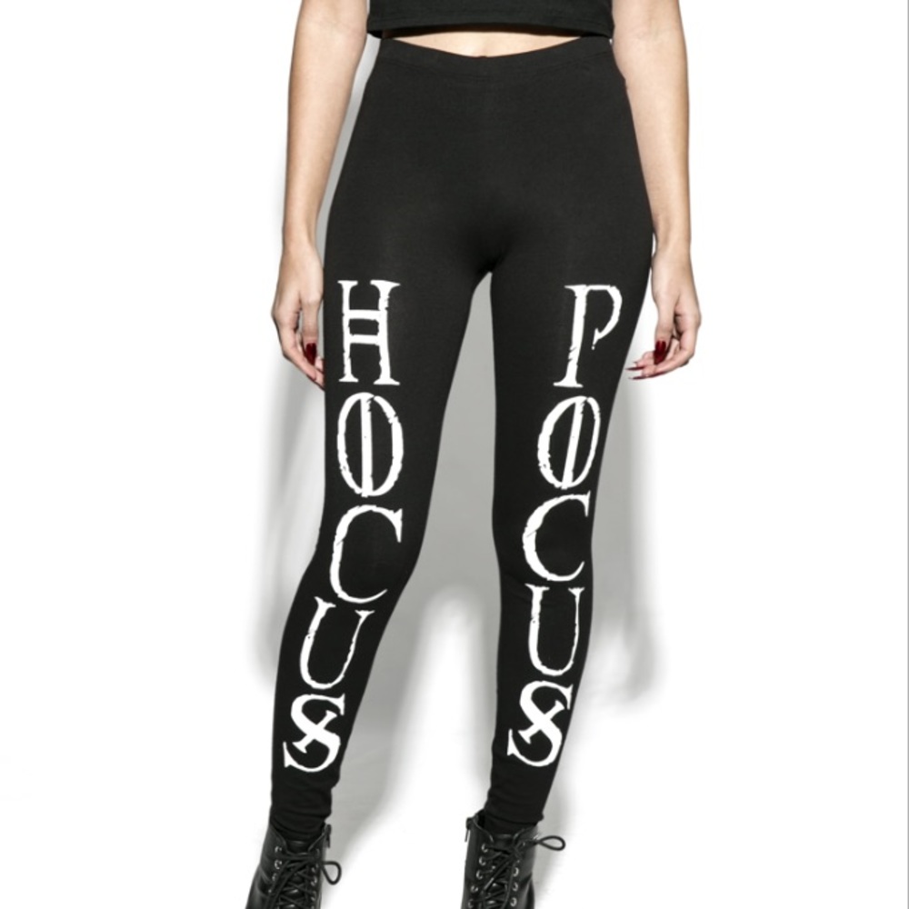Black Hocus Pocus Graphic Leggings